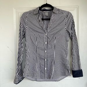 H&M fitted stripped button down woman’s blouse, stretch cotton-blend fabric